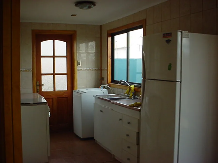 Cocina terminada de la Casa Coyhaique